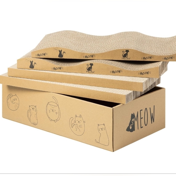 Navaris Cat Scratcher Set – 4-Pack Cardboard Mats - Picture 4 of 9